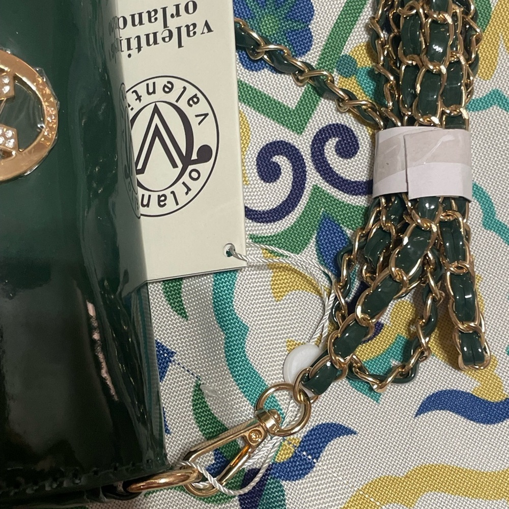 New Valentino Orlandi patent leather crossbody chain bag stunning !! 🌺 - Picture 7 of 10